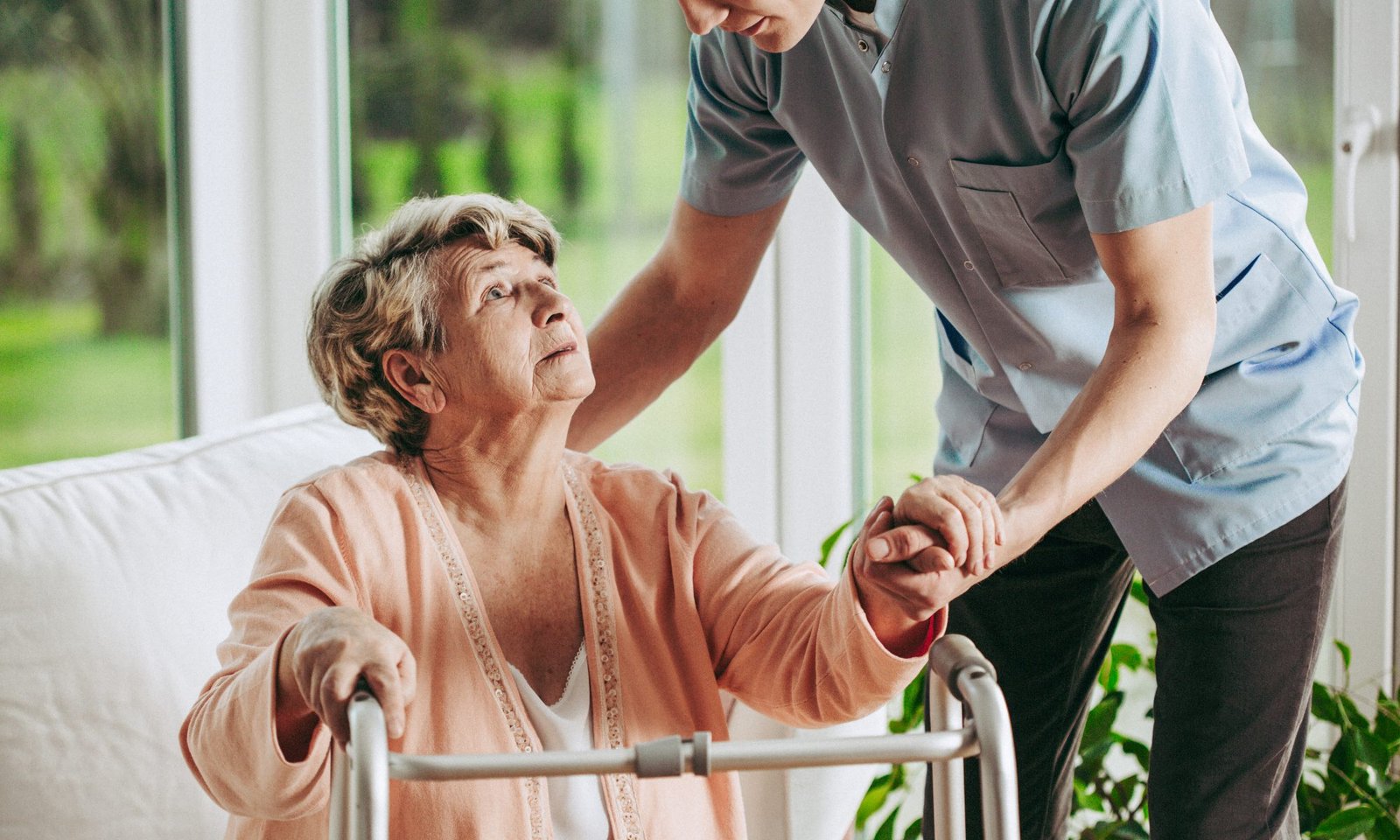 Doença de Parkinson e Influência Genética. Os estudos sobre o genoma humano aumentaram a compreensão da influência genética. Dr Wilson Morikawa